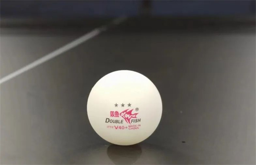 pelota de tenis de mesa